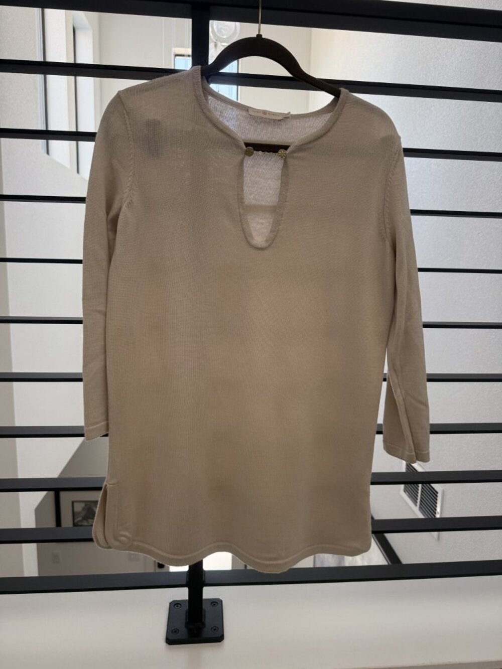 Tory Burch Cream Gold Logo Chain Neckline Knit Tunic Medium